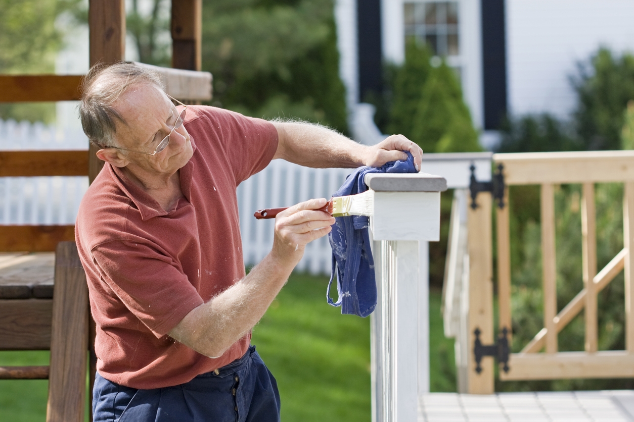 Preparing the Fence for Painting